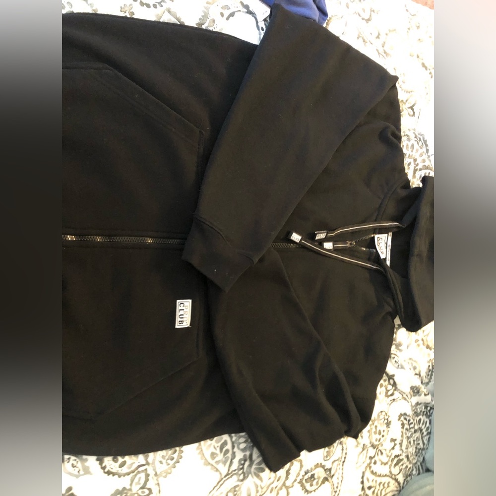 PRO CLUB sweater and is a very good brand.